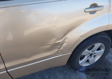 2006 Suzuki Grand Vitara Premium from USA, damaged, VIN JS3TE943464101455